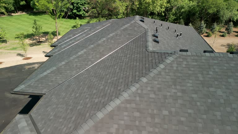 Best Roof Insulation Installation  in Cleveland, WI